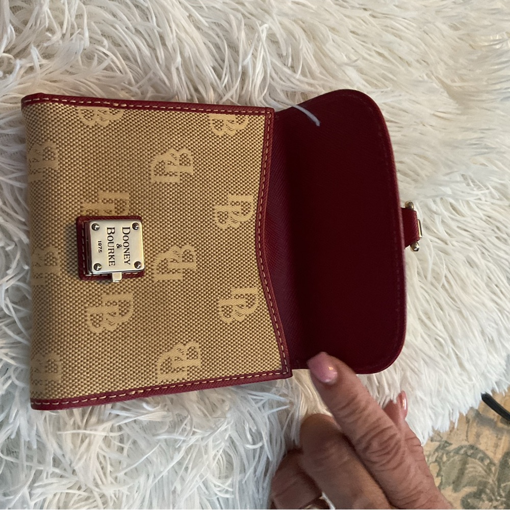 Dooney & Bourke Beige and Burgundy Wallet - Picture 6 of 6